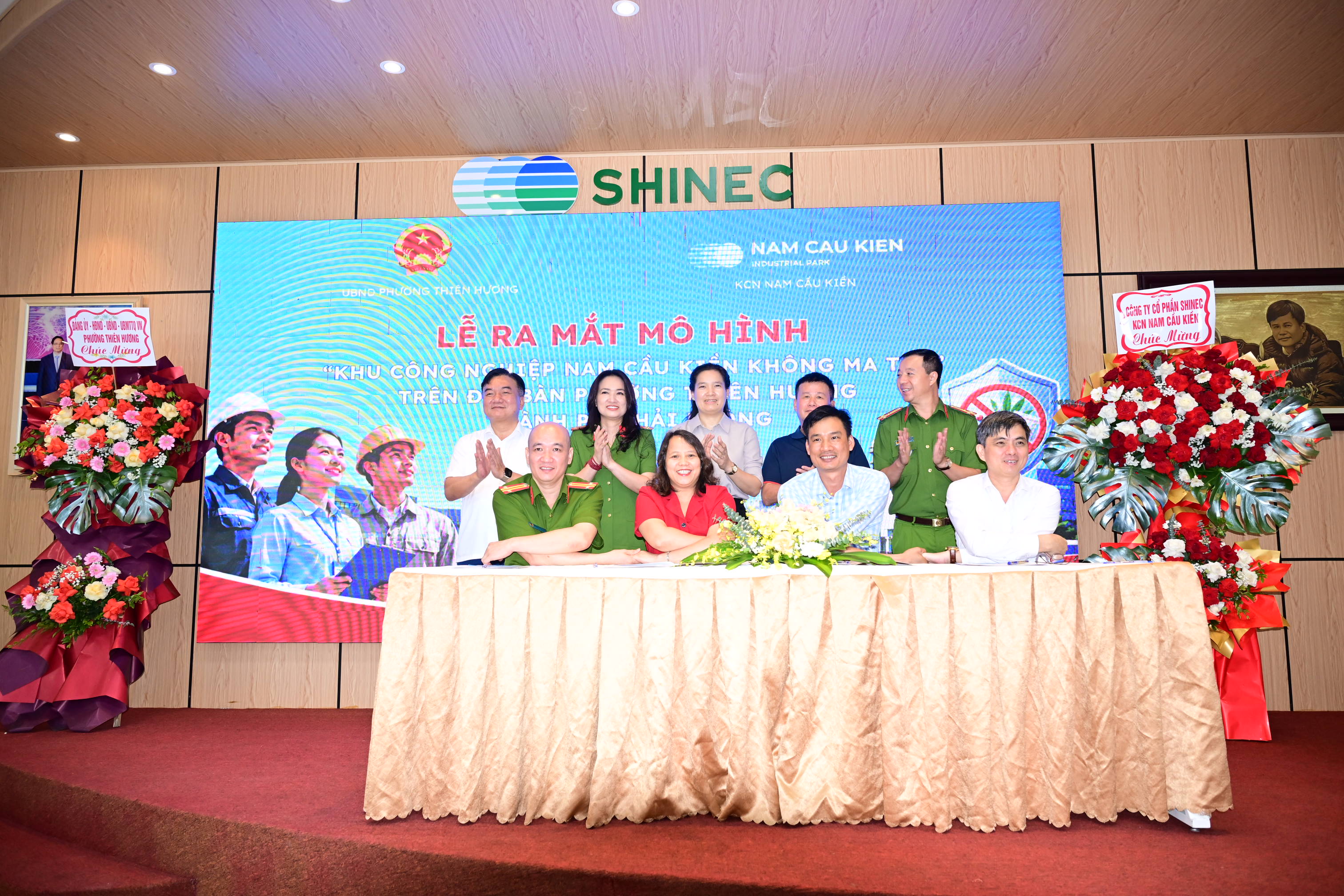 Phường Thiên Hương ra mắt mô hình Khu công nghiệp Nam Cầu Kiền không ma túy